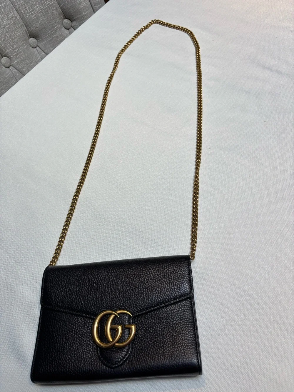 Gucci Black Leather Crossbody wallet on chain with Gold GG Chain - Picture 1 of 5